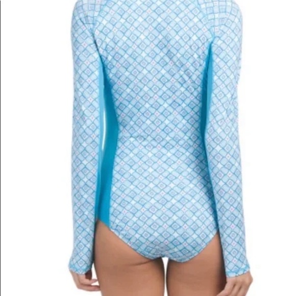 New🌿UPF 50 Preppy GEO Long Sleeve - Picture 2 of 9